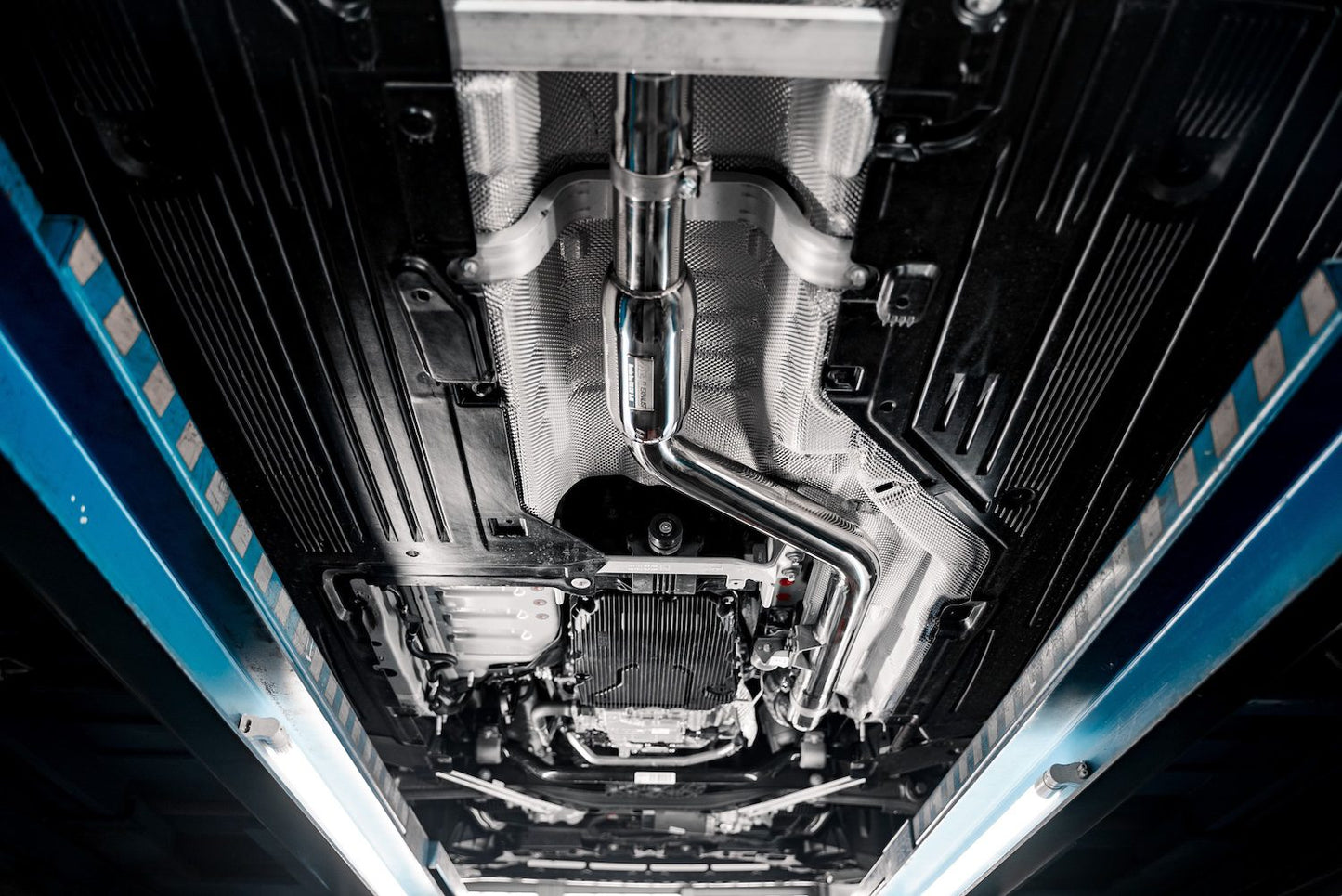 Fi EXHAUST для Mercedes-Benz C200 W206